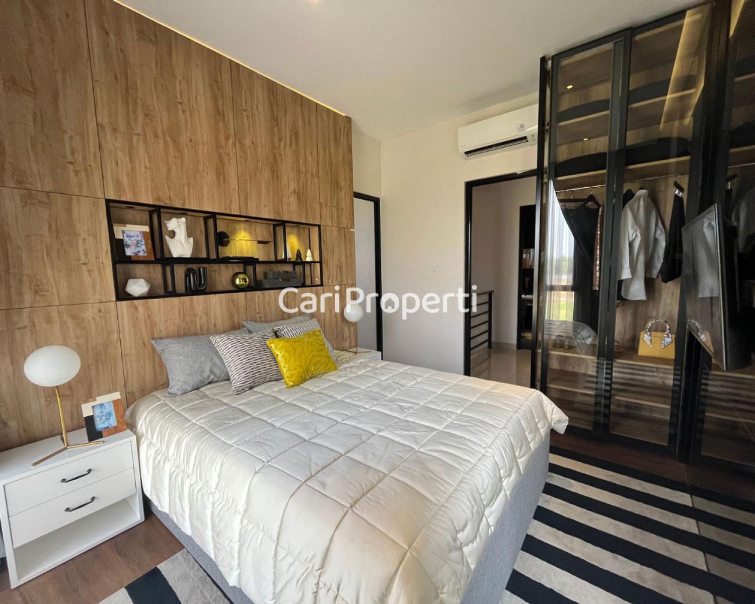 Master bedroom Magenta Summarecon Bekasi