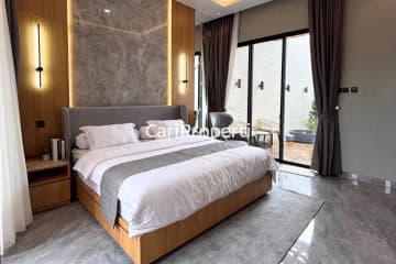 White Rose Metland Menteng