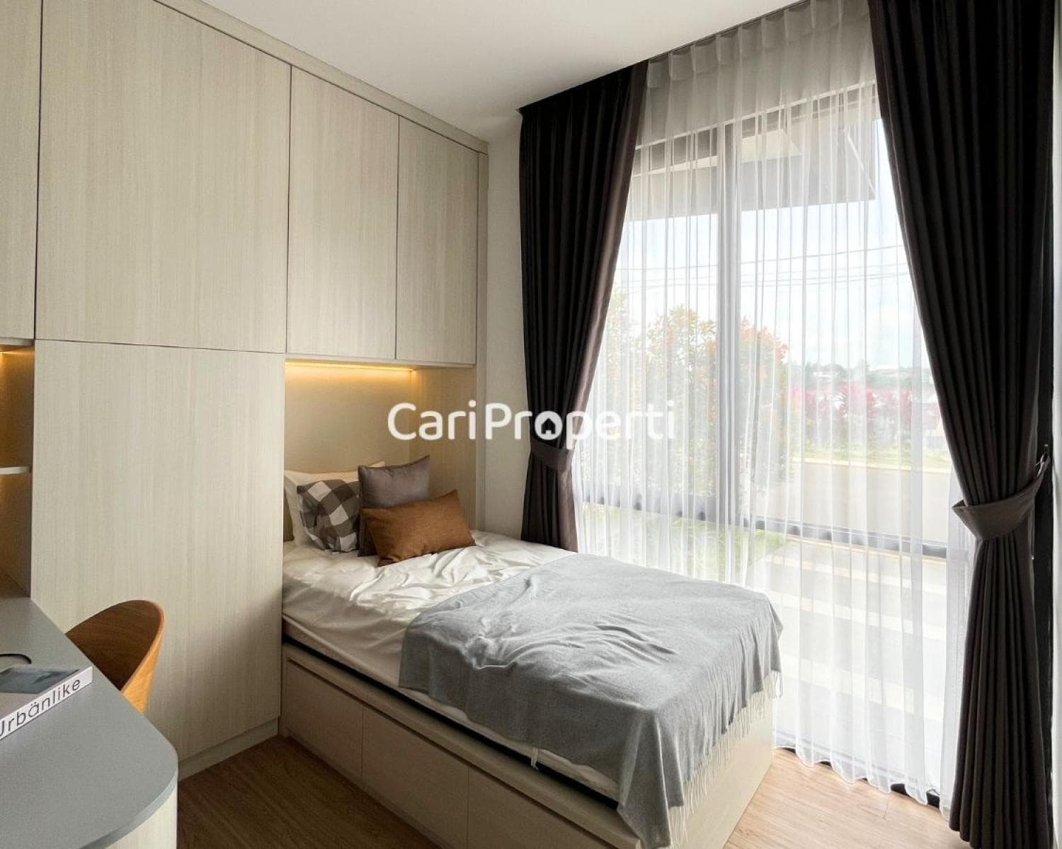 2nd Bedroom