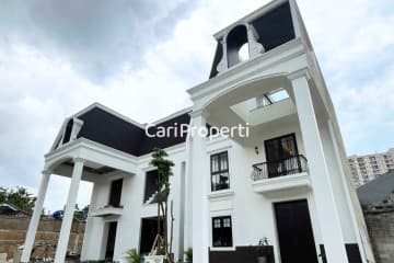 The Leaves Mansion Bintaro Townhouse