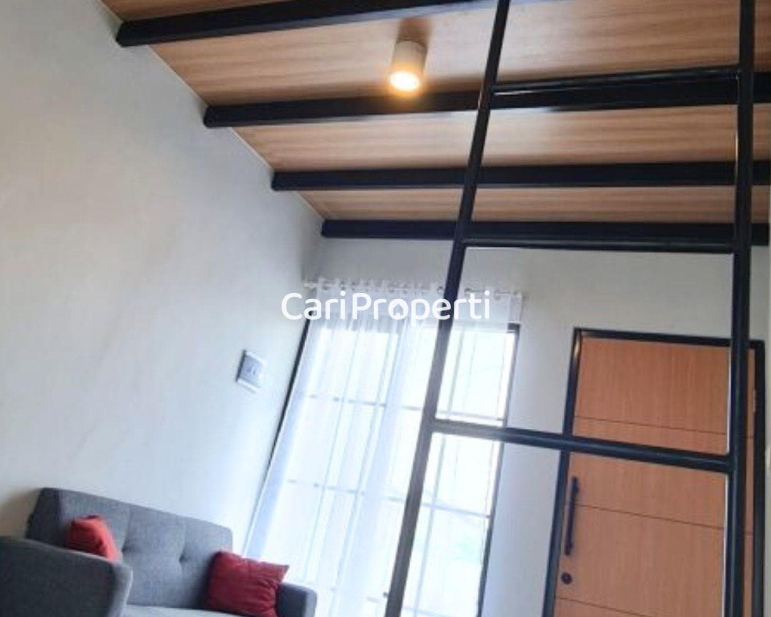 Mezzanine Bianca Villa Sawangan