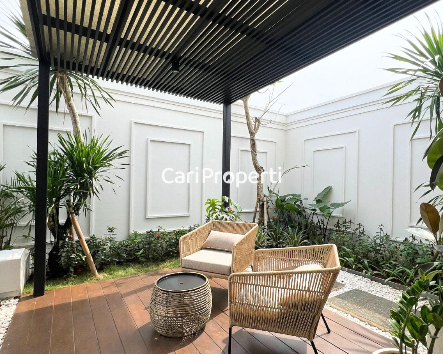 Backyard Modbury