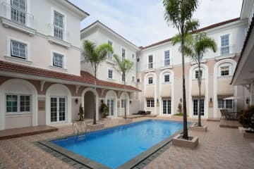 Alesha House Vanya Park