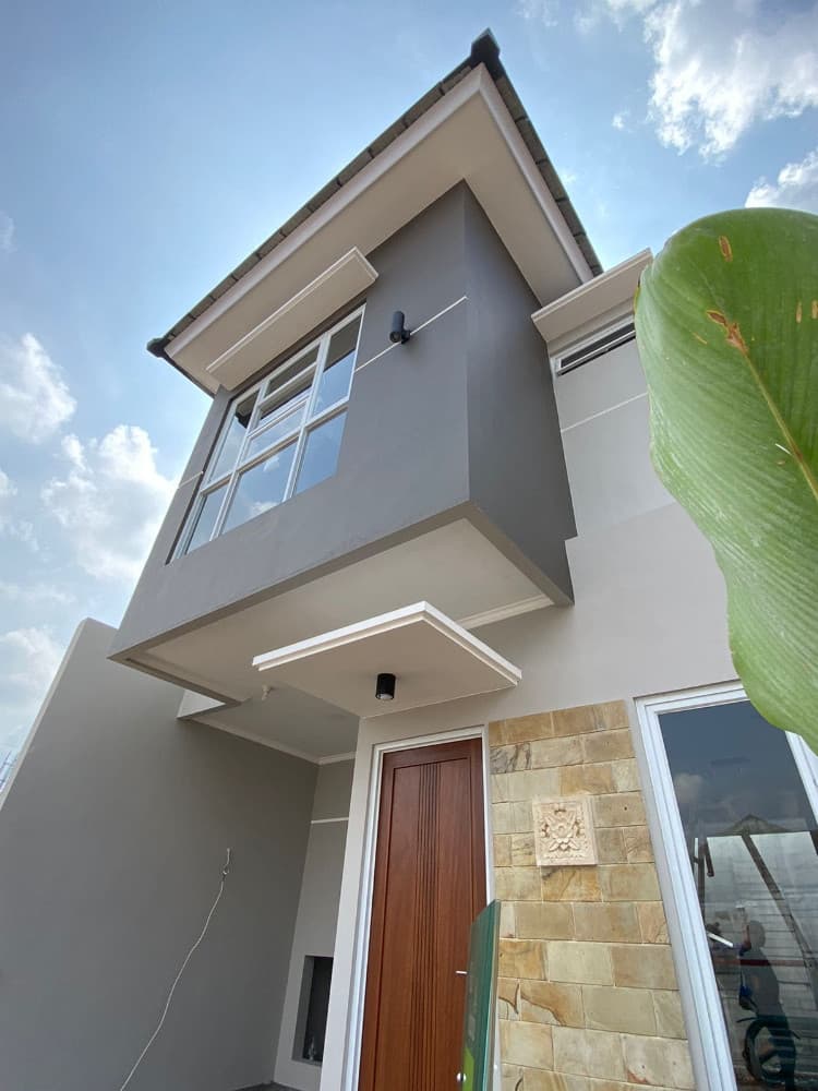 Fasad Villa Vernaza Beji