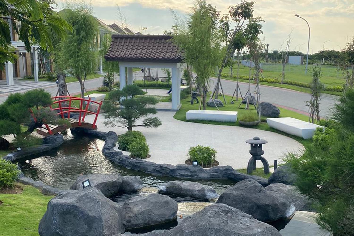 Thematic Garden Brisbane Grand Pakuwon