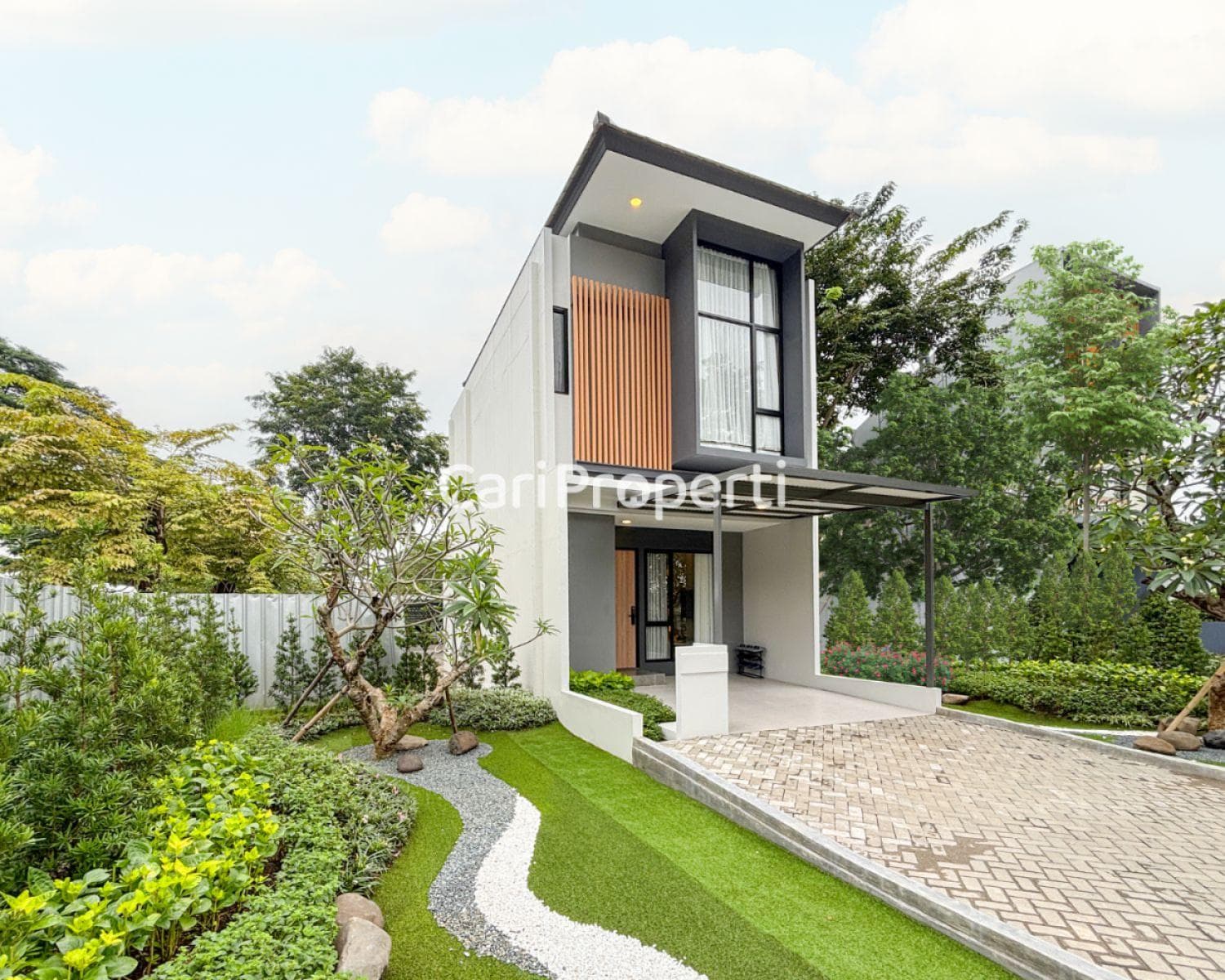 Fasad Altara Grand Wisata
